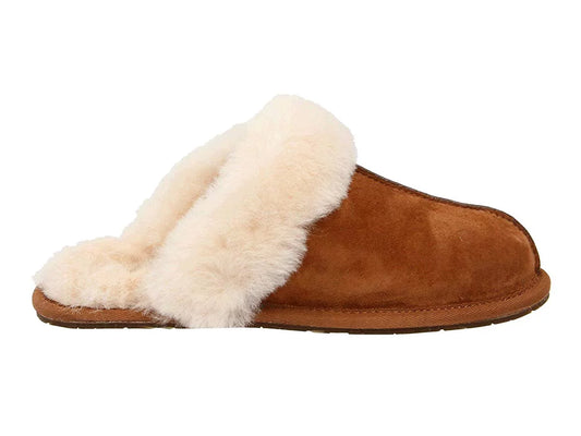 Ugg scuffette ii water-resistant slipper chestnut (suede)