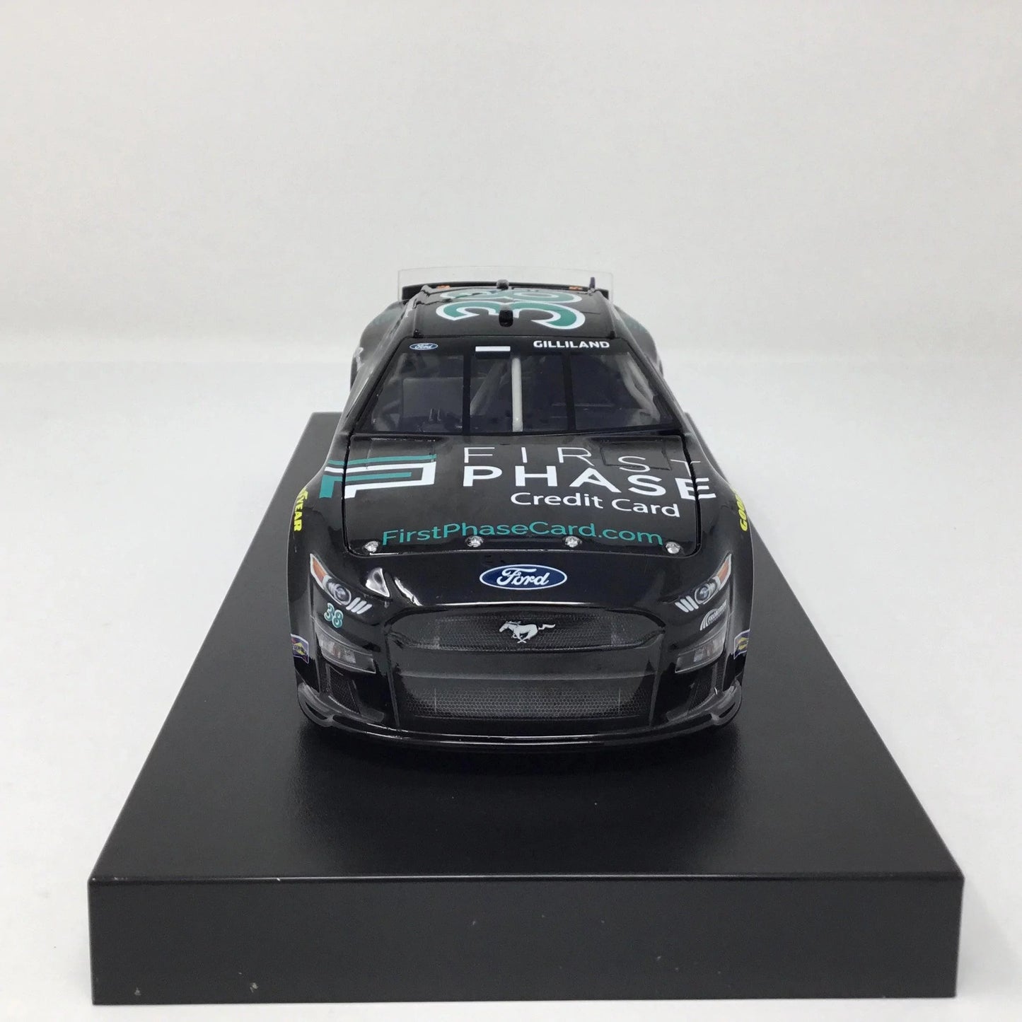 Action racing todd gilliland 2022 #38 first phase 1:24 regular paint die-cast ford mustang