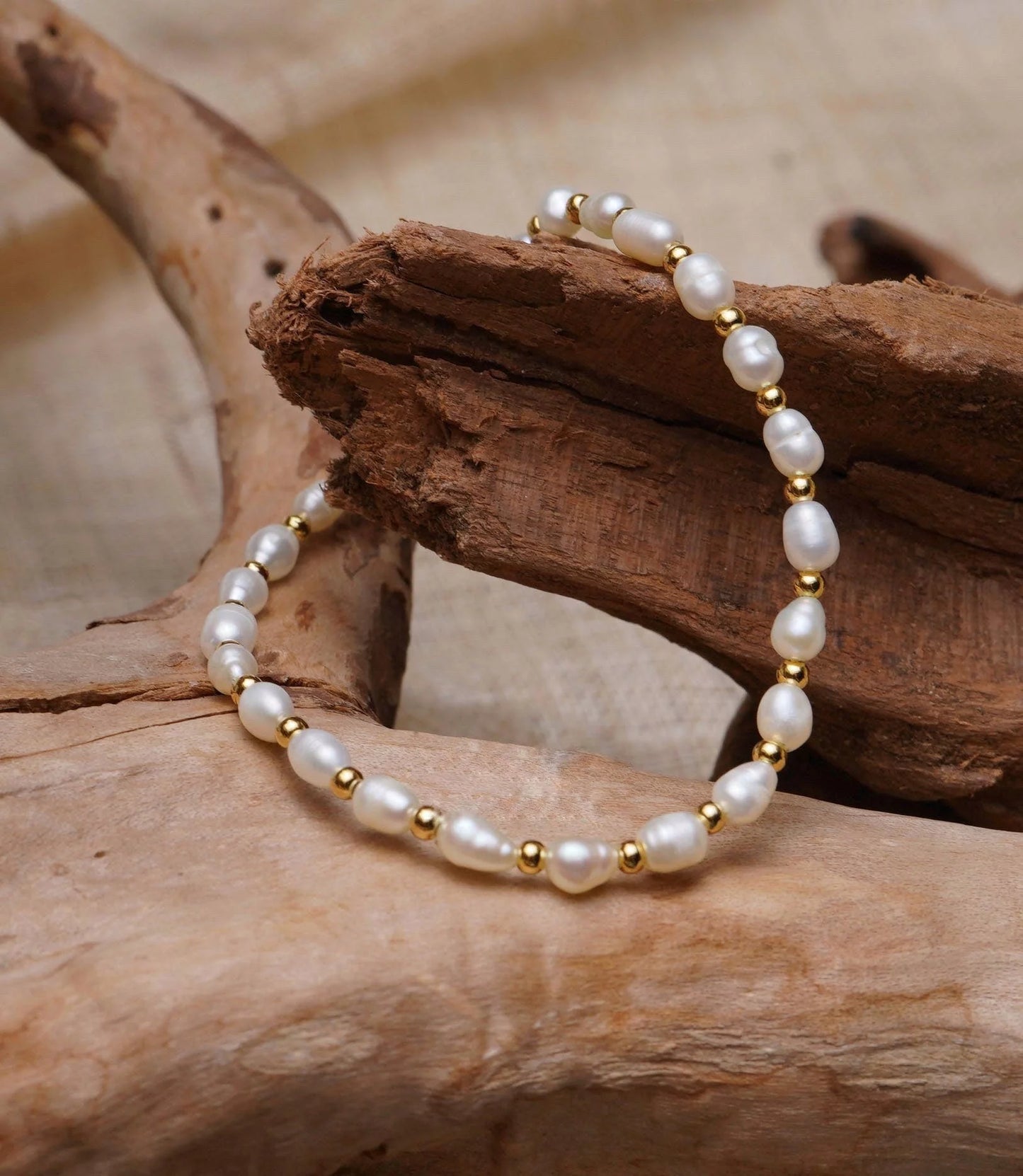 Baroque pearl bracelet