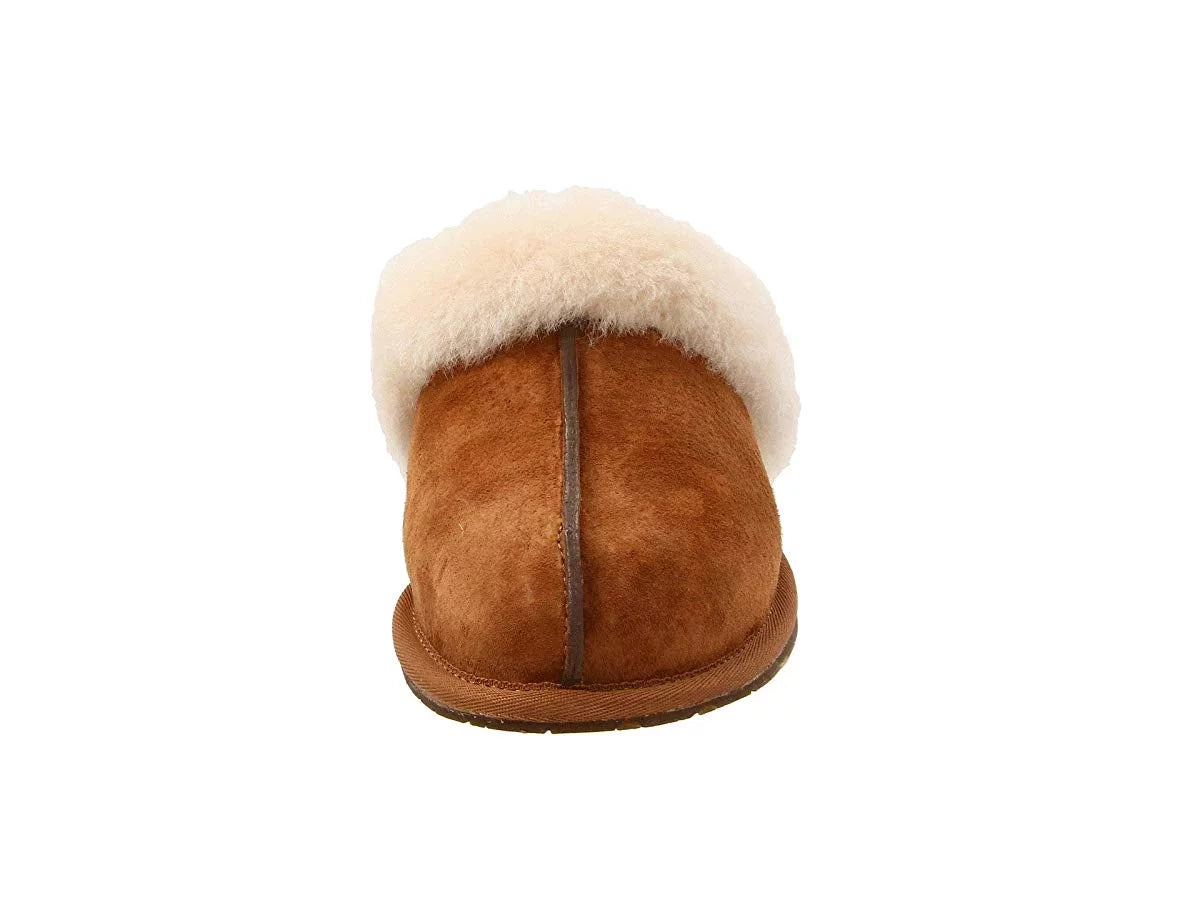 Ugg scuffette ii water-resistant slipper chestnut (suede)