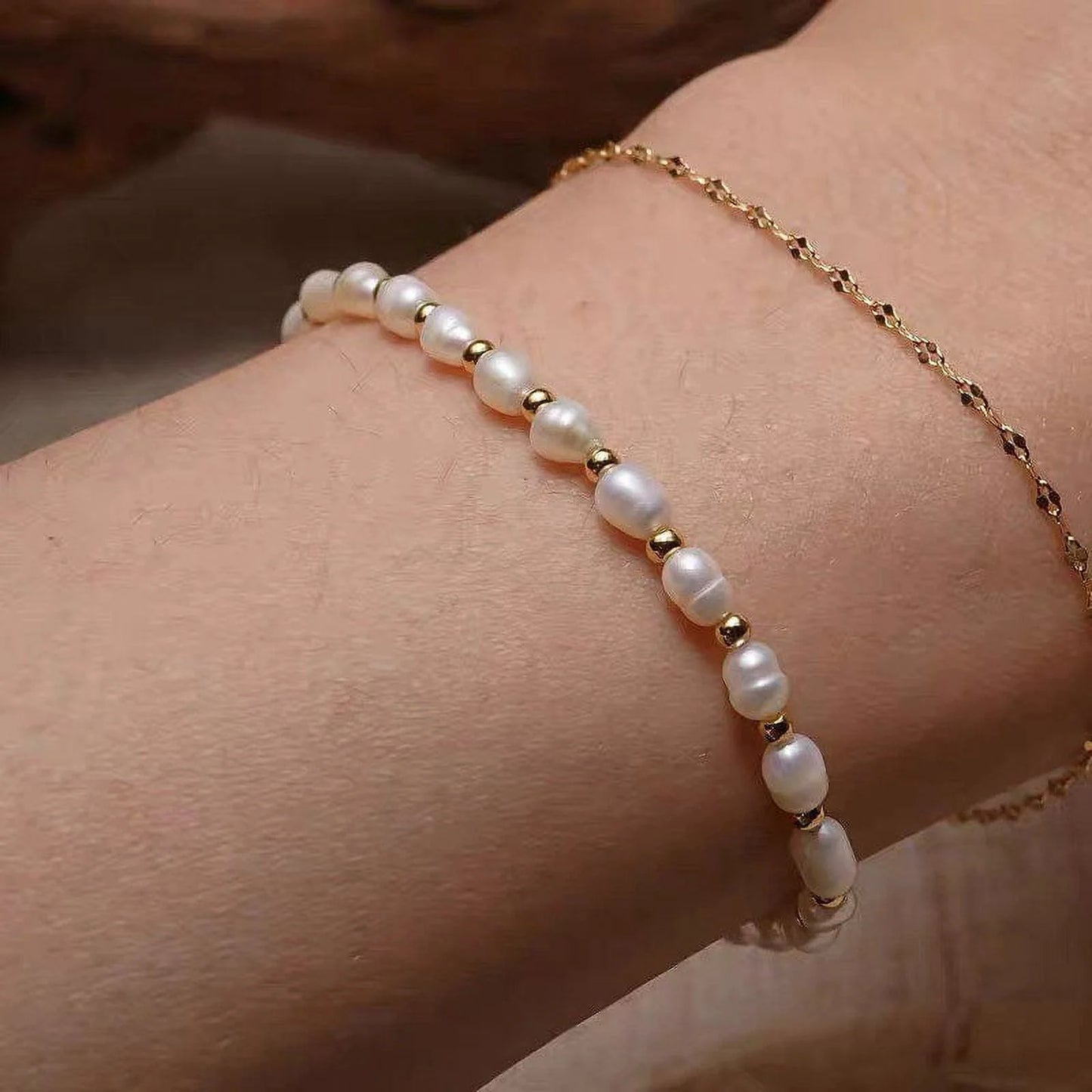 Baroque pearl bracelet